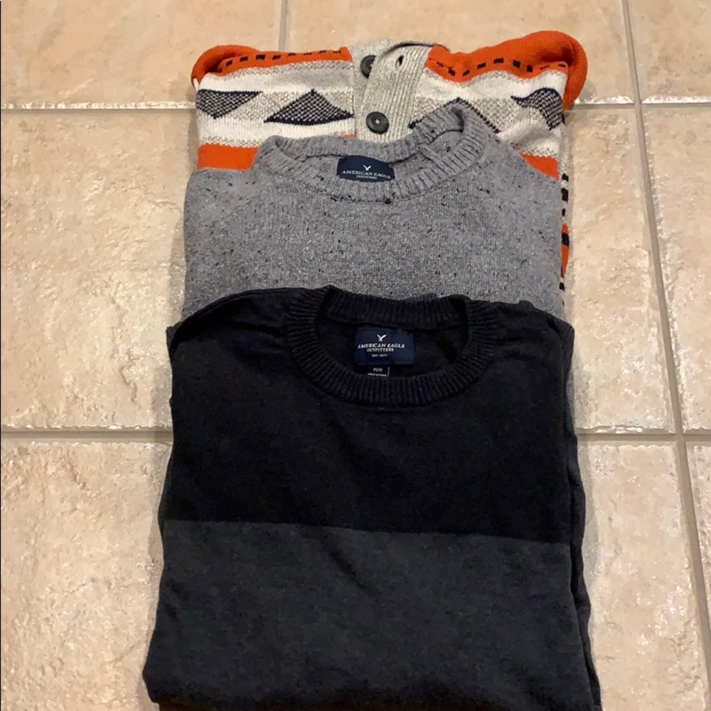 3 American Eagle sweaters